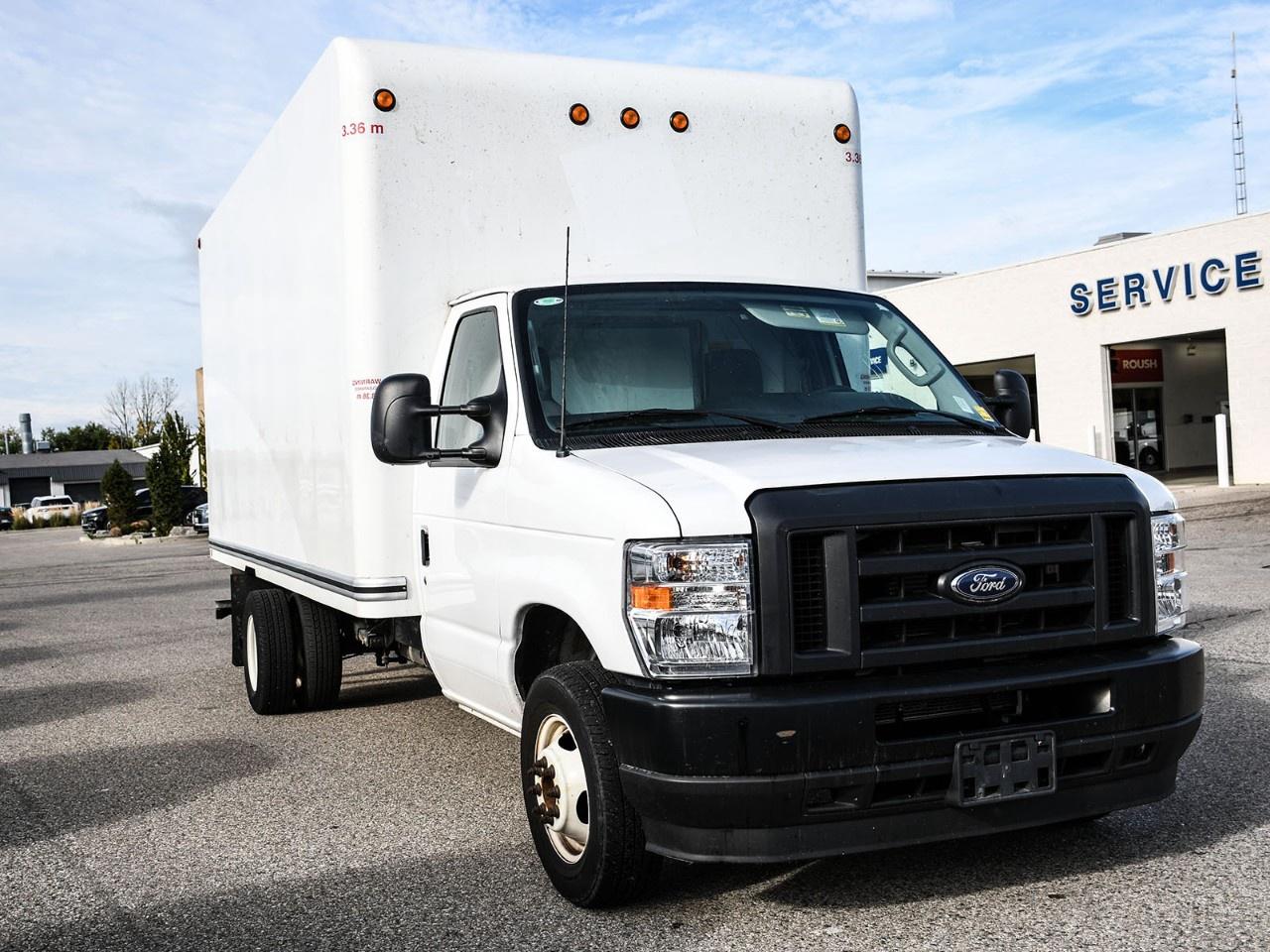 2025 Ford E-Series Cutaway E-450 DRW 158" WB Photo