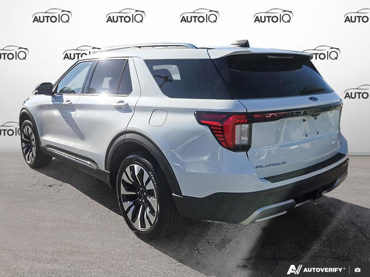 2026 Ford Explorer Platinum 5.59% AVAILABLE! | PREMIUM LUXURY | ONE OWNER Photo