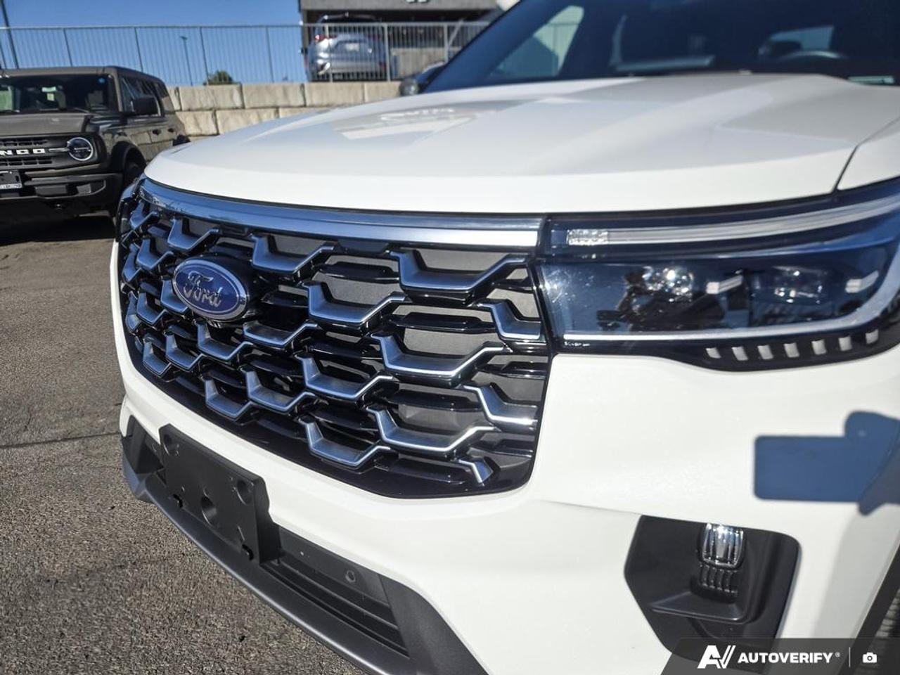 2026 Ford Explorer Platinum 5.59% AVAILABLE! | PREMIUM LUXURY | ONE OWNER Photo