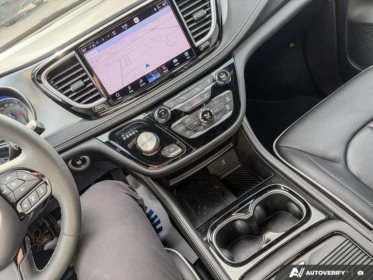 2026 Chrysler Pacifica Limited POWER MOONROOF | POWER LIFTGATE Photo