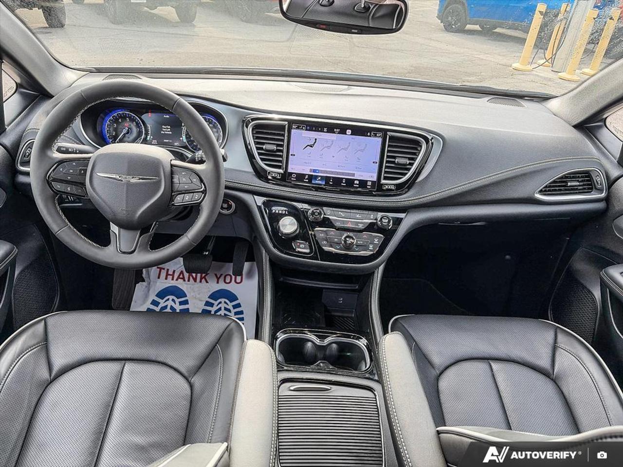 2026 Chrysler Pacifica Limited POWER MOONROOF | POWER LIFTGATE Photo