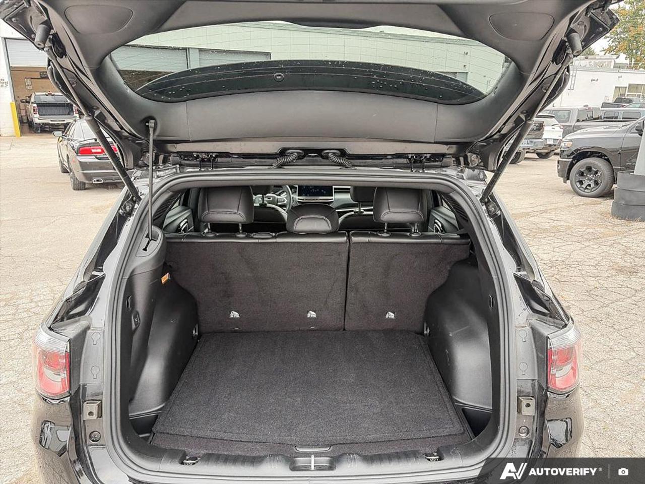 2026 Jeep Compass Limited HEATED SEATS & STEERING WHEEL Photo