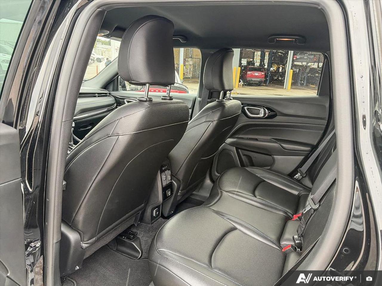 2026 Jeep Compass Limited HEATED SEATS & STEERING WHEEL Photo