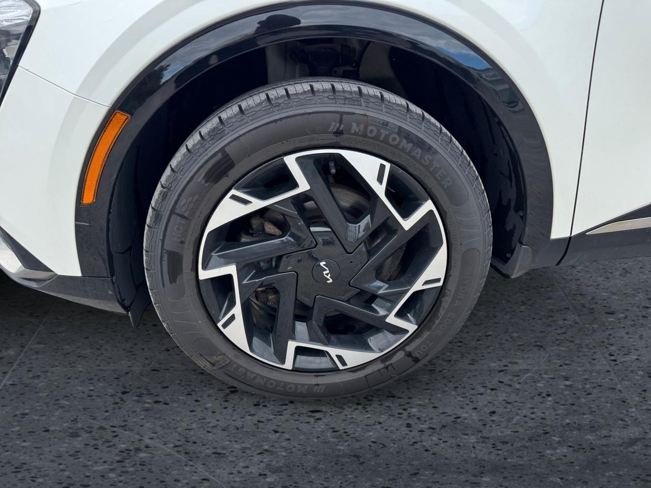 2023 Kia Sportage EX Premium AWD w/Black Interior Photo