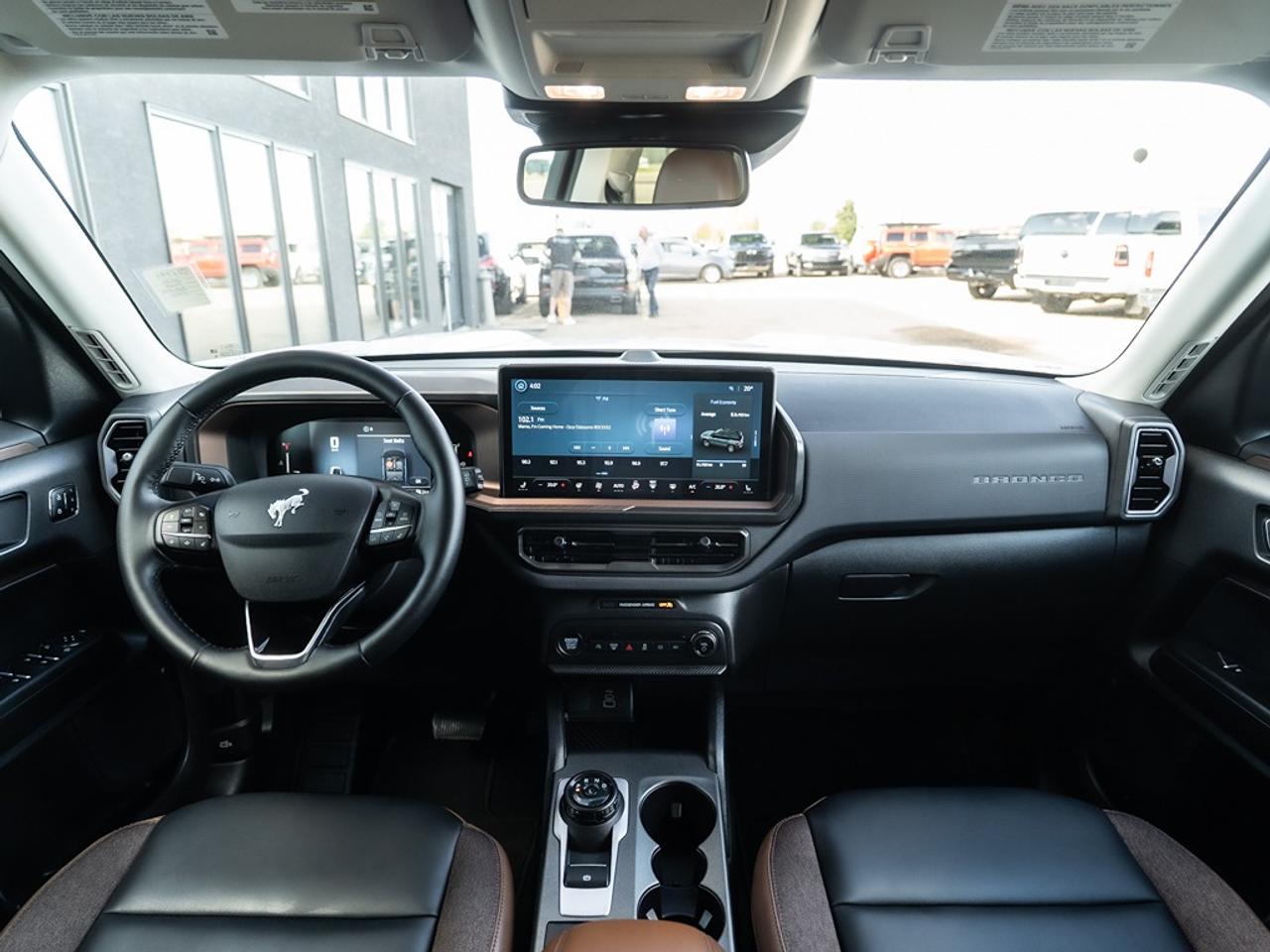 2026 Ford Bronco Sport Outer Banks 4x4 ONLY 18,417 KMS Photo7