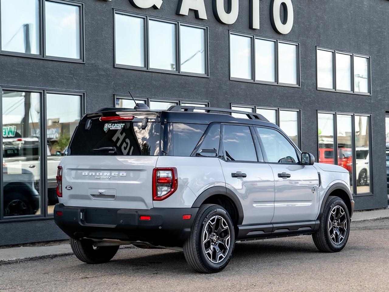 2026 Ford Bronco Sport Outer Banks 4x4 ONLY 18,417 KMS Photo5
