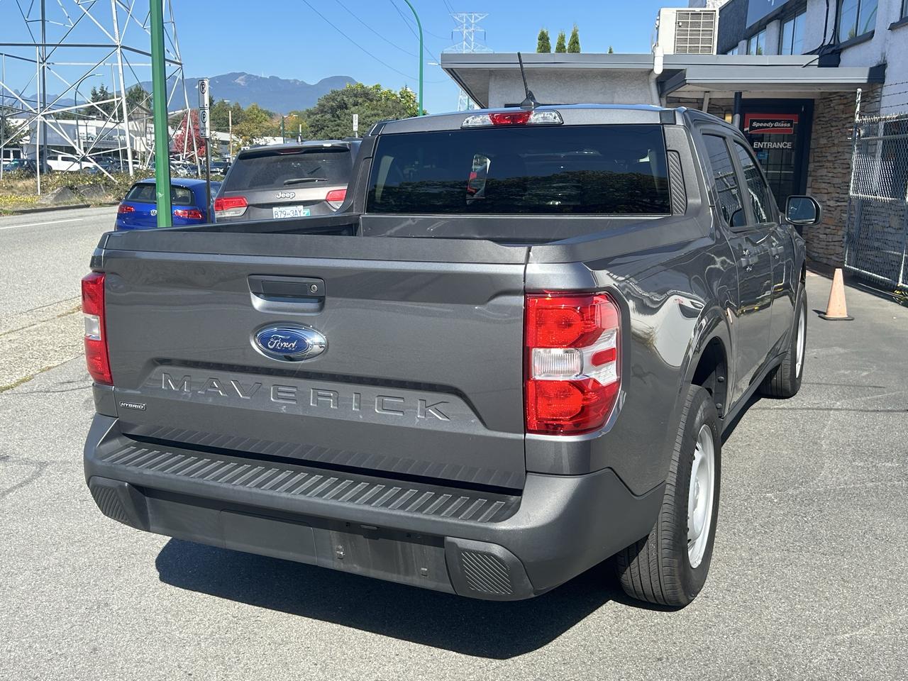 2024 Ford Maverick XL Photo