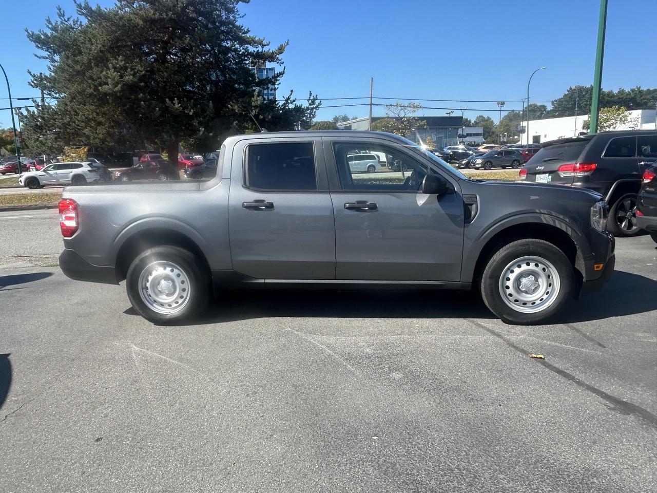 2024 Ford Maverick XL Photo
