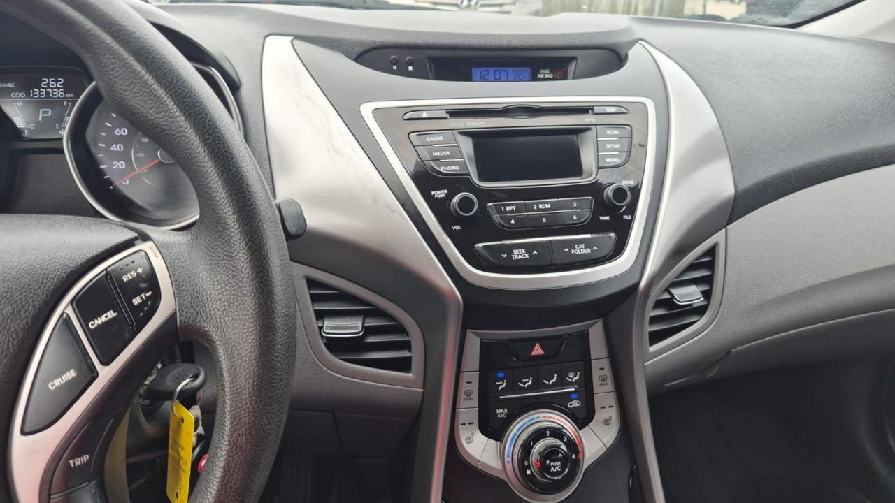 2013 Hyundai Elantra GL, AUTO, SEDAN, ONLY 133KMS, 4 CYL, CERTIFIED Photo