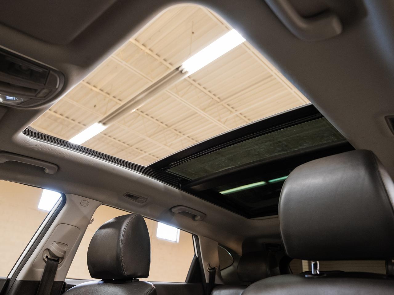 2020 Hyundai Tucson ULTIMATE AWD | Nav | Leather | Pano roof | CarPlay Photo