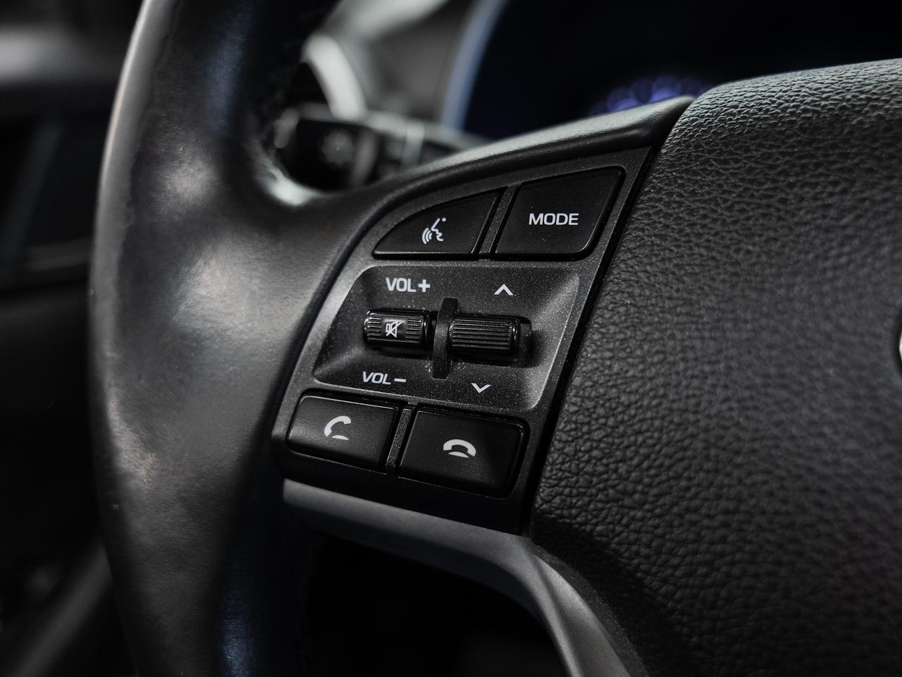 2020 Hyundai Tucson ULTIMATE AWD | Nav | Leather | Pano roof | CarPlay Photo