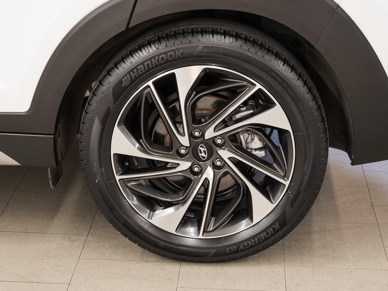 2020 Hyundai Tucson ULTIMATE AWD | Nav | Leather | Pano roof | CarPlay Photo