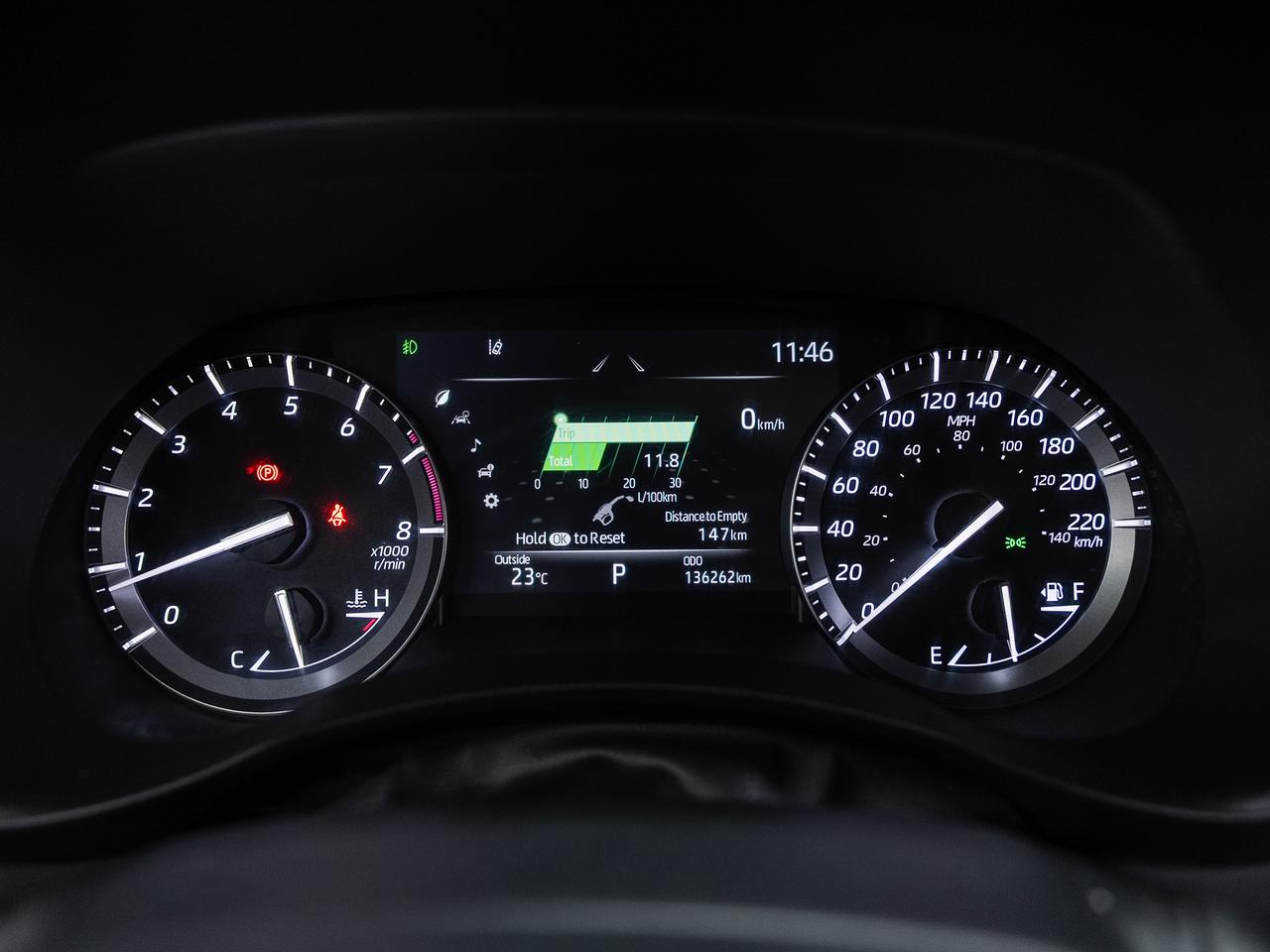 2021 Toyota Highlander XLE AWD | Moonroof | Leather | ACC | BSM | CarPlay