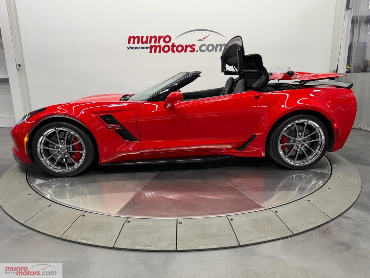 2017 Chevrolet Corvette Grand Sport Convertible 2LT Photo