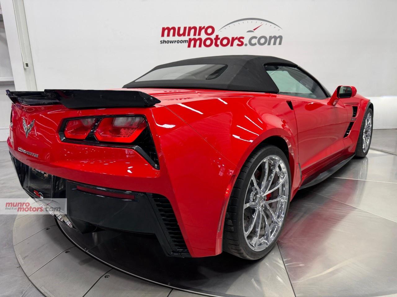 2017 Chevrolet Corvette Grand Sport Convertible 2LT Photo