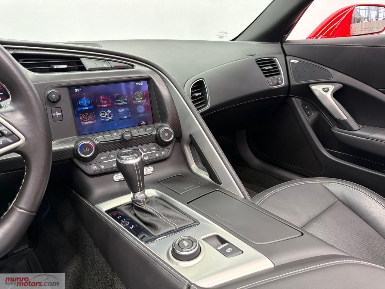 2017 Chevrolet Corvette Grand Sport Convertible 2LT Photo
