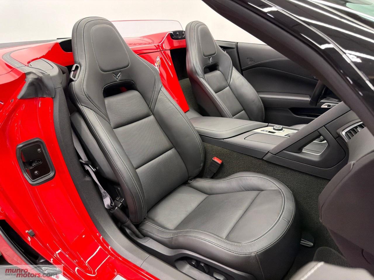 2017 Chevrolet Corvette Grand Sport Convertible 2LT Photo