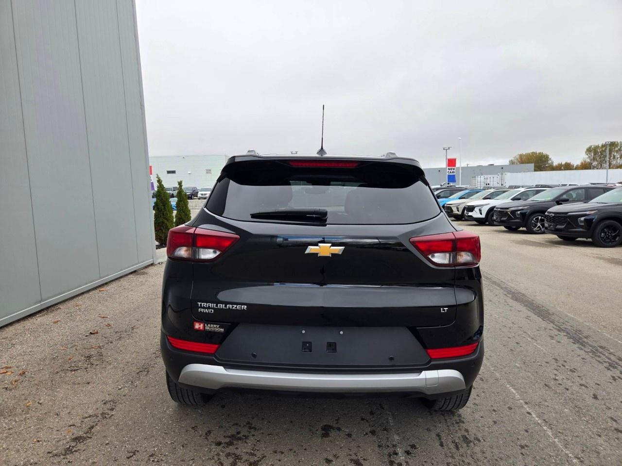 2025 Chevrolet TrailBlazer AWD 4dr LT Photo