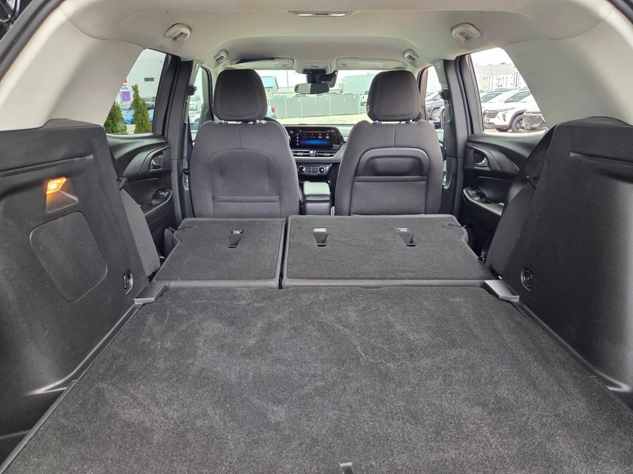2025 Chevrolet TrailBlazer AWD 4dr LT Photo