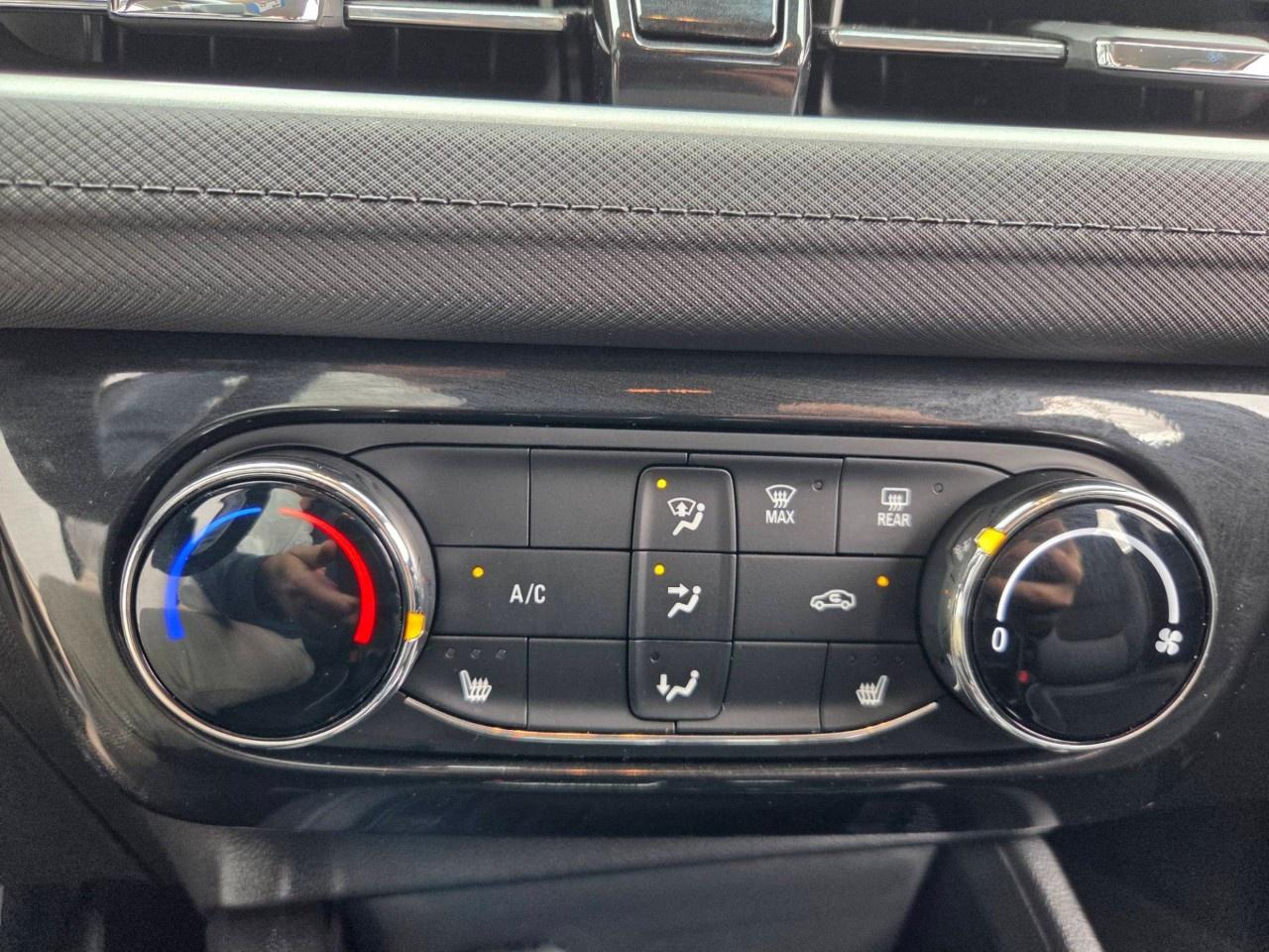 2025 Chevrolet TrailBlazer AWD 4dr LT Photo