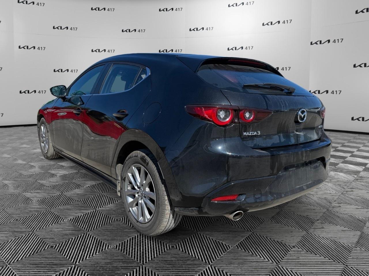 2025 Mazda MAZDA3 Sport GX Auto FWD Photo2