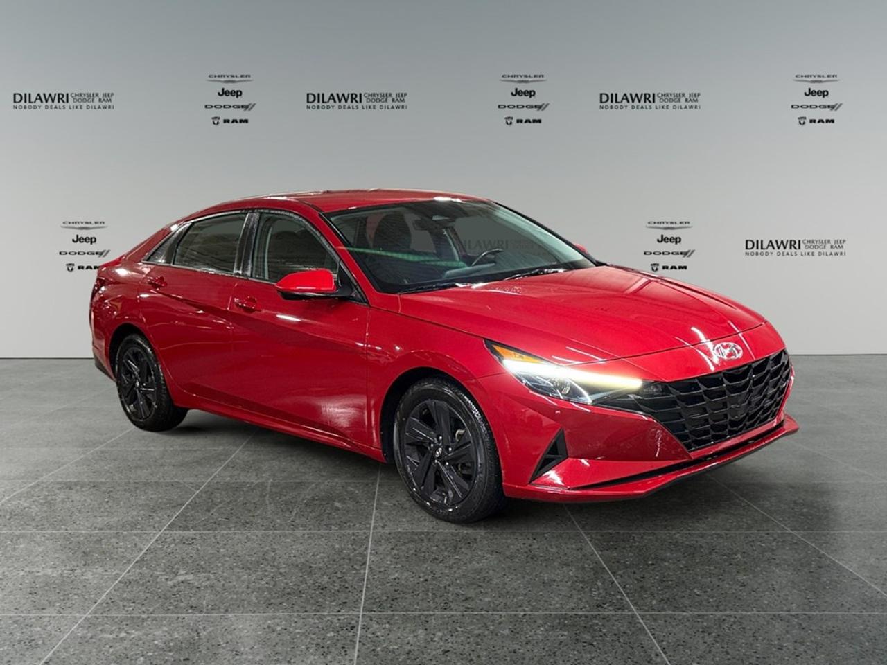2022 Hyundai Elantra Preferred IVT Photo