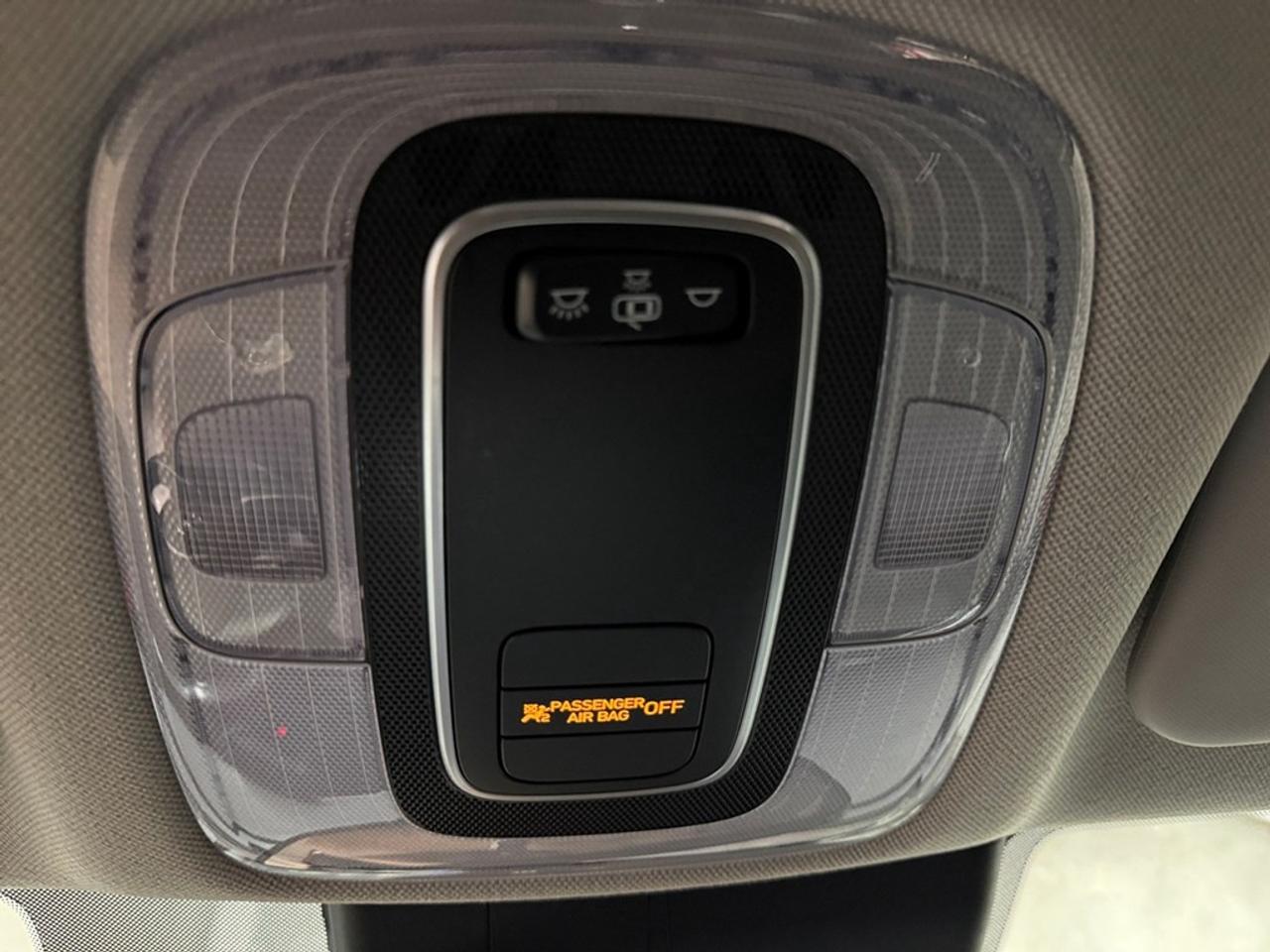 2022 Hyundai Elantra Preferred IVT Photo