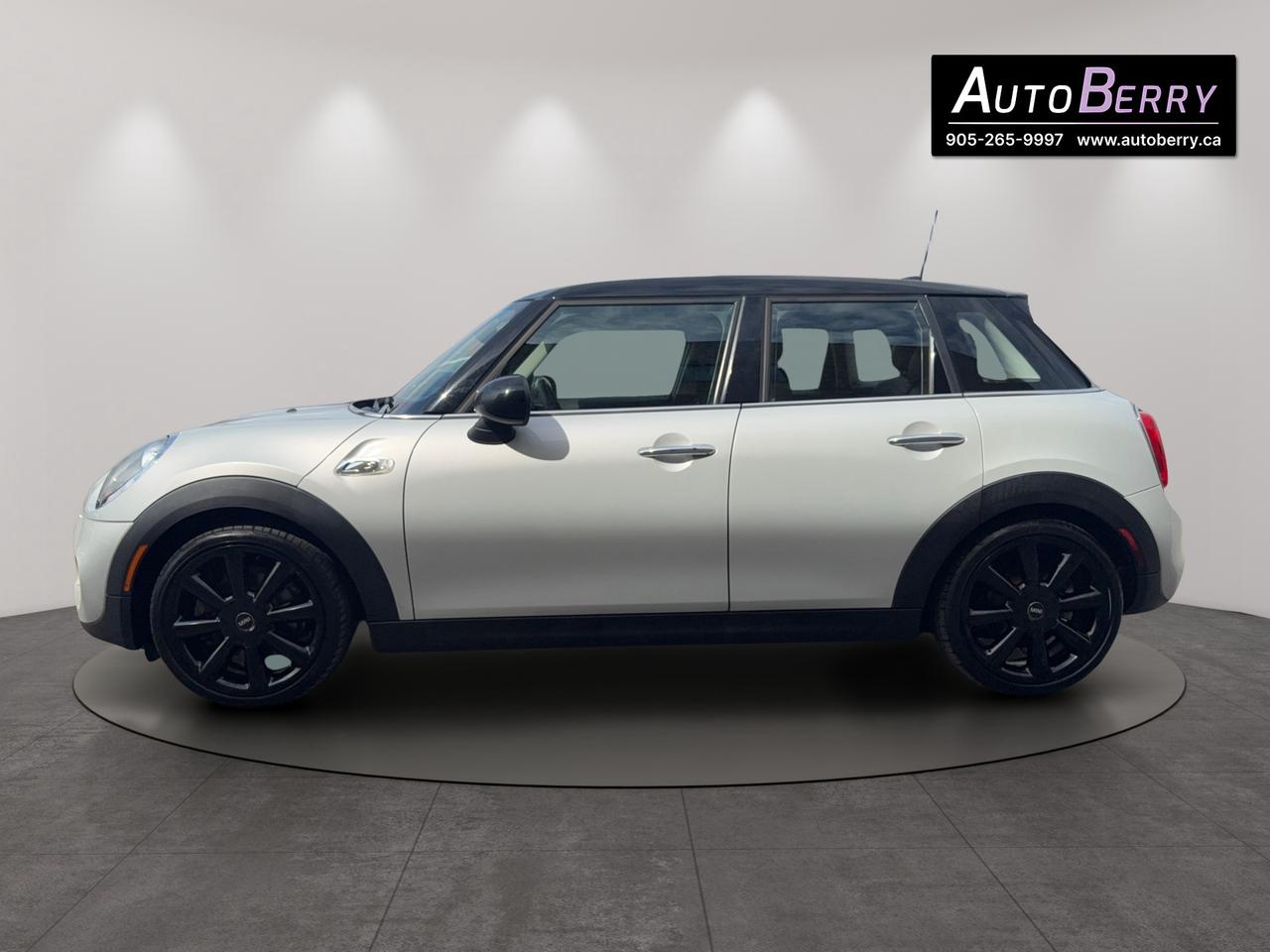 2015 MINI Cooper 5 Door 5dr HB S Photo4
