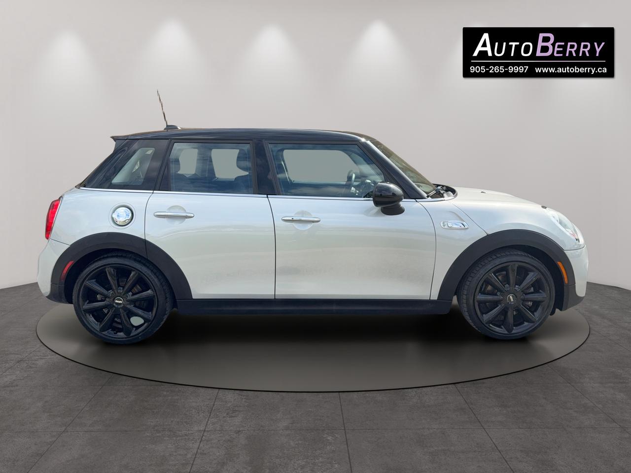 2015 MINI Cooper 5 Door 5dr HB S Photo