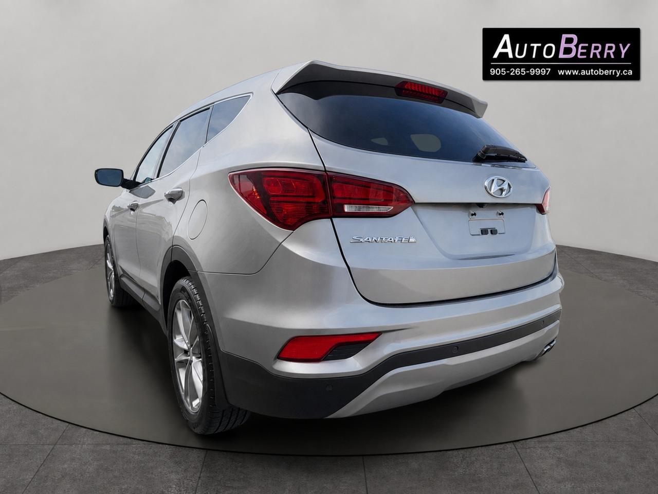 2017 Hyundai Santa Fe Sport Limited Photo