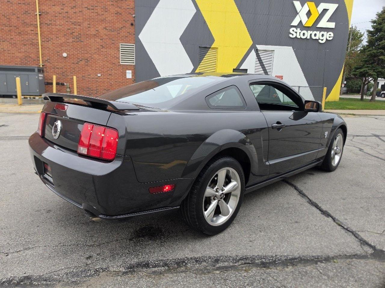 2009 Ford Mustang GT COUPE **5 SPEED MANUAL-GLASS ROOF-LEATHER-CERTIFIED** Photo