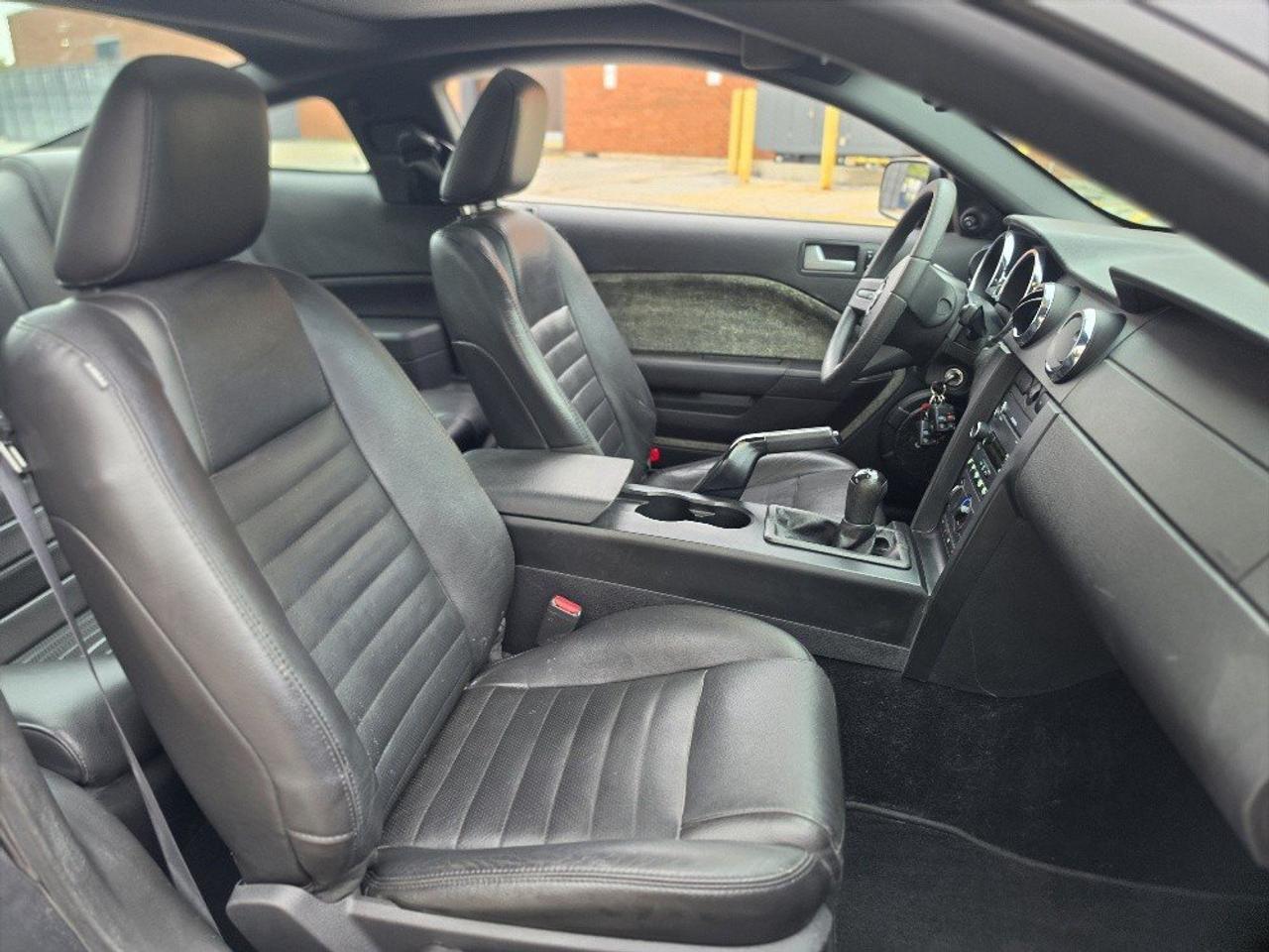 2009 Ford Mustang GT COUPE **5 SPEED MANUAL-GLASS ROOF-LEATHER-CERTIFIED** Photo