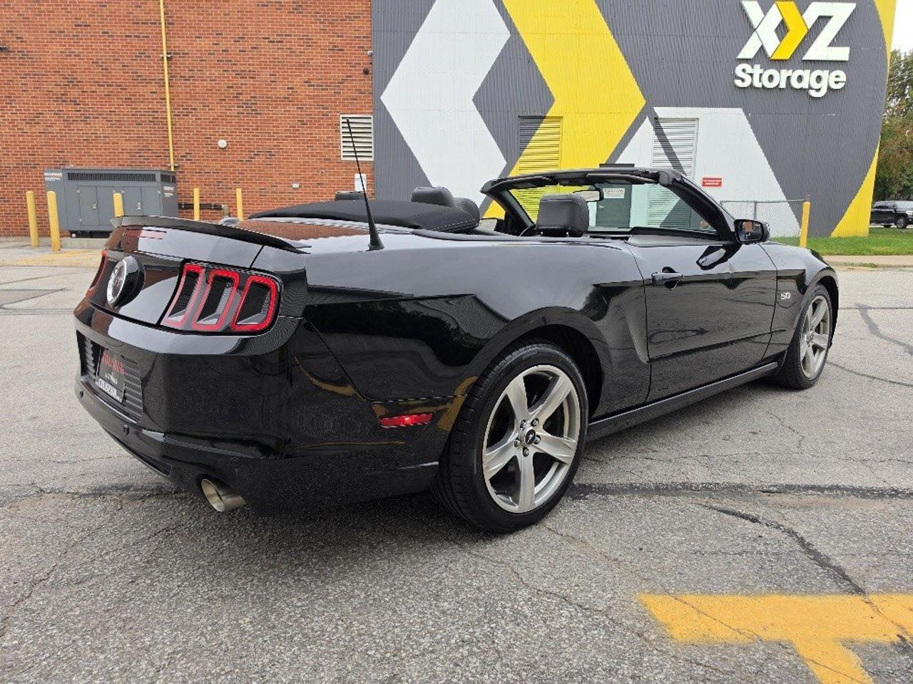 2014 Ford Mustang GT CONVERTIBLE **AUTO-LEATHER-MAGNAFLOW EXHAUST** Photo