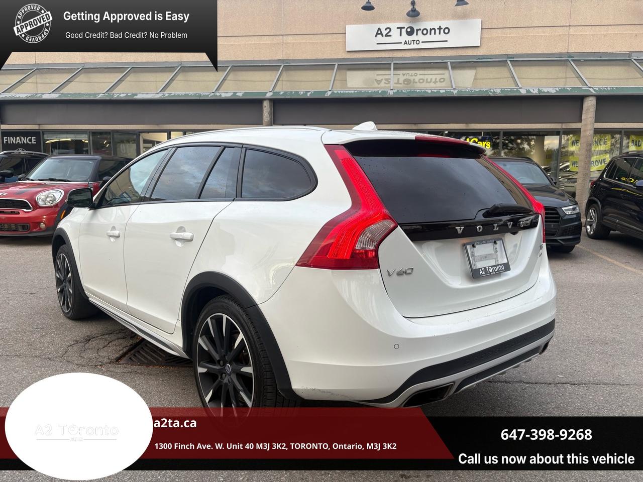 2018 Volvo V60 Cross Country PREMIER Photo4