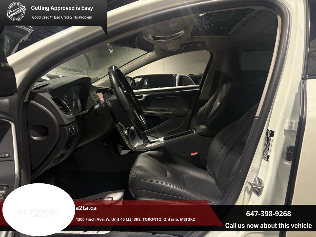 2018 Volvo V60 Cross Country PREMIER Photo