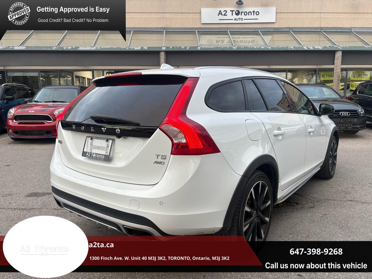 2018 Volvo V60 Cross Country PREMIER Photo