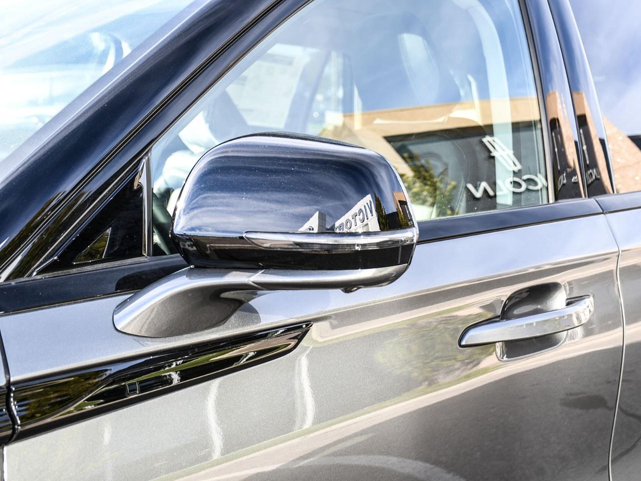2027 Lincoln Aviator Reserve AWD Photo