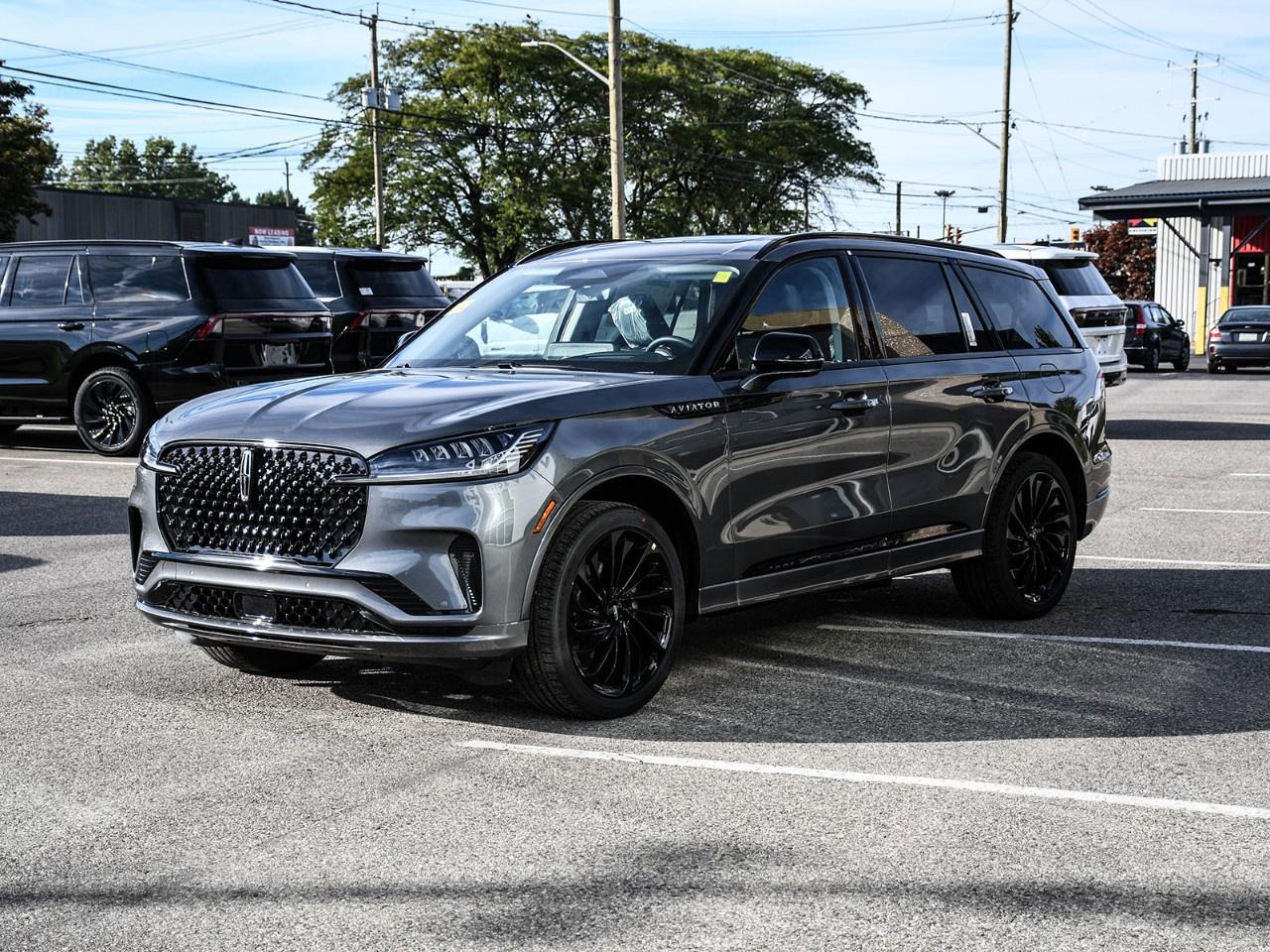 2027 Lincoln Aviator Reserve AWD Photo