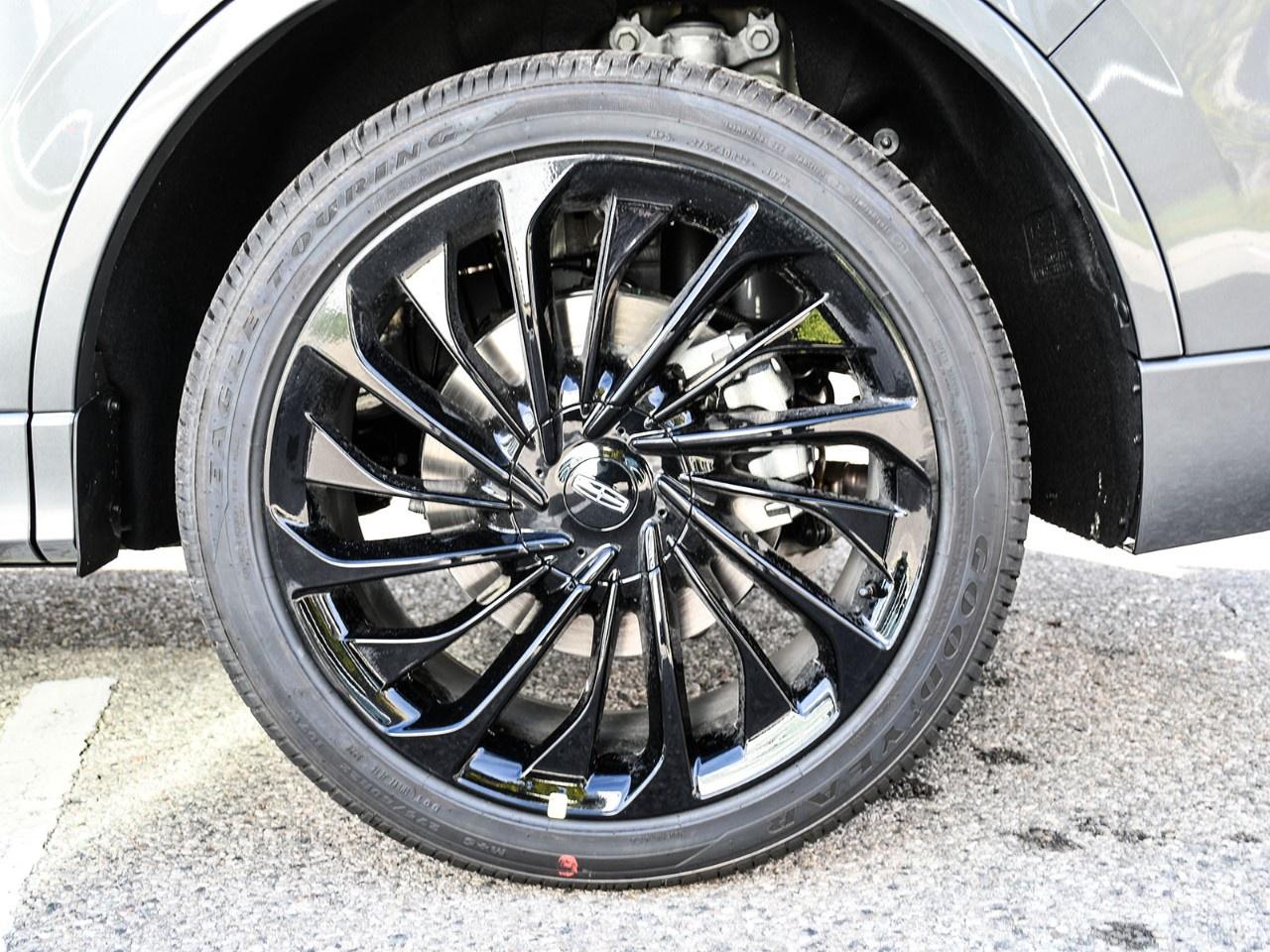 2027 Lincoln Aviator Reserve AWD Photo