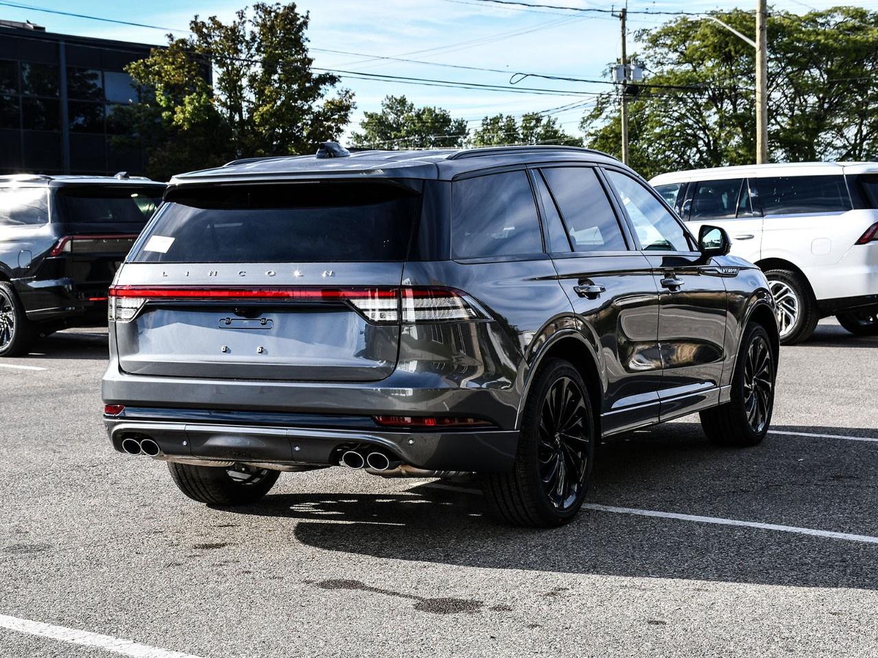 2027 Lincoln Aviator Reserve AWD Photo