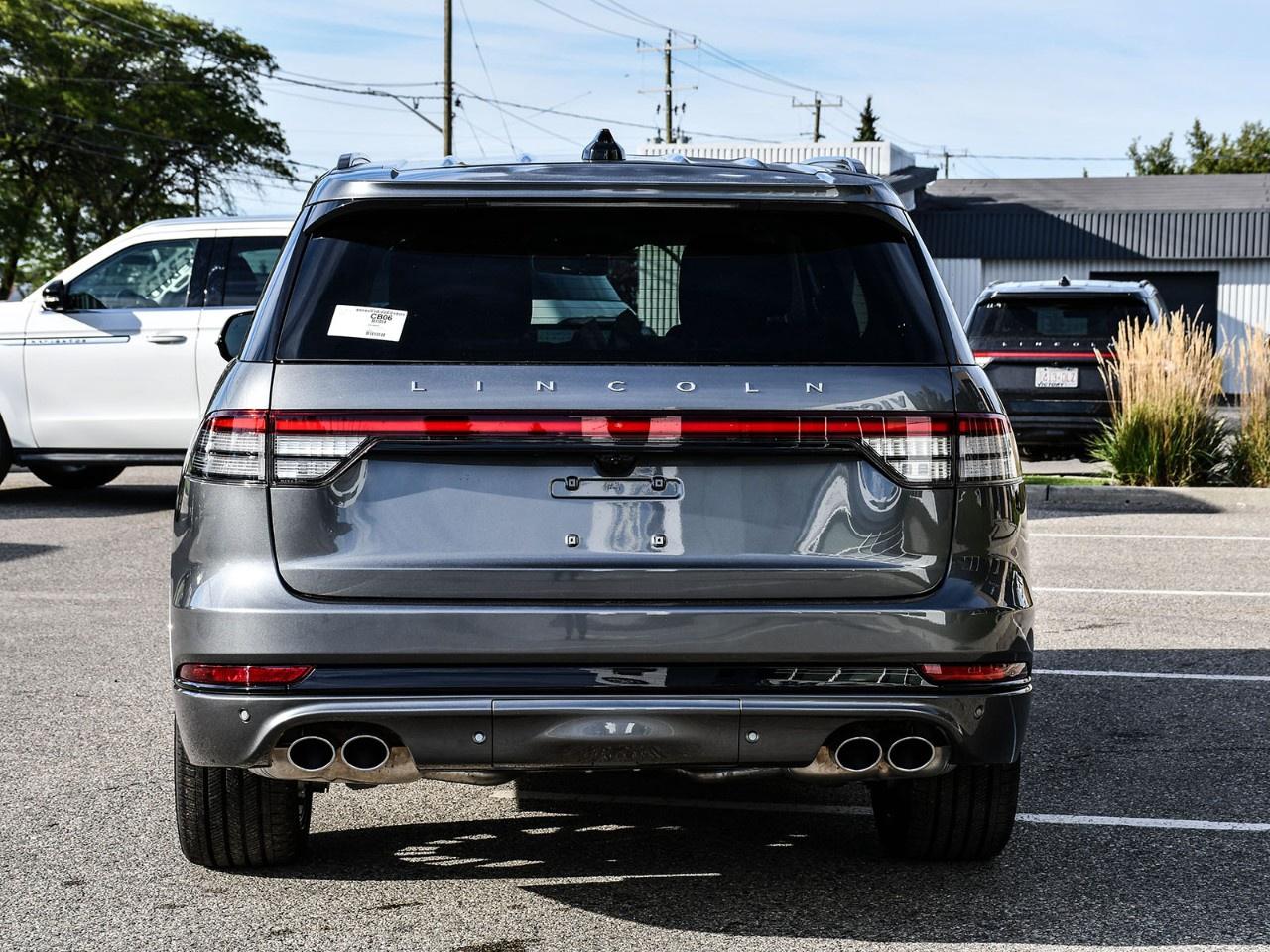 2027 Lincoln Aviator Reserve AWD Photo