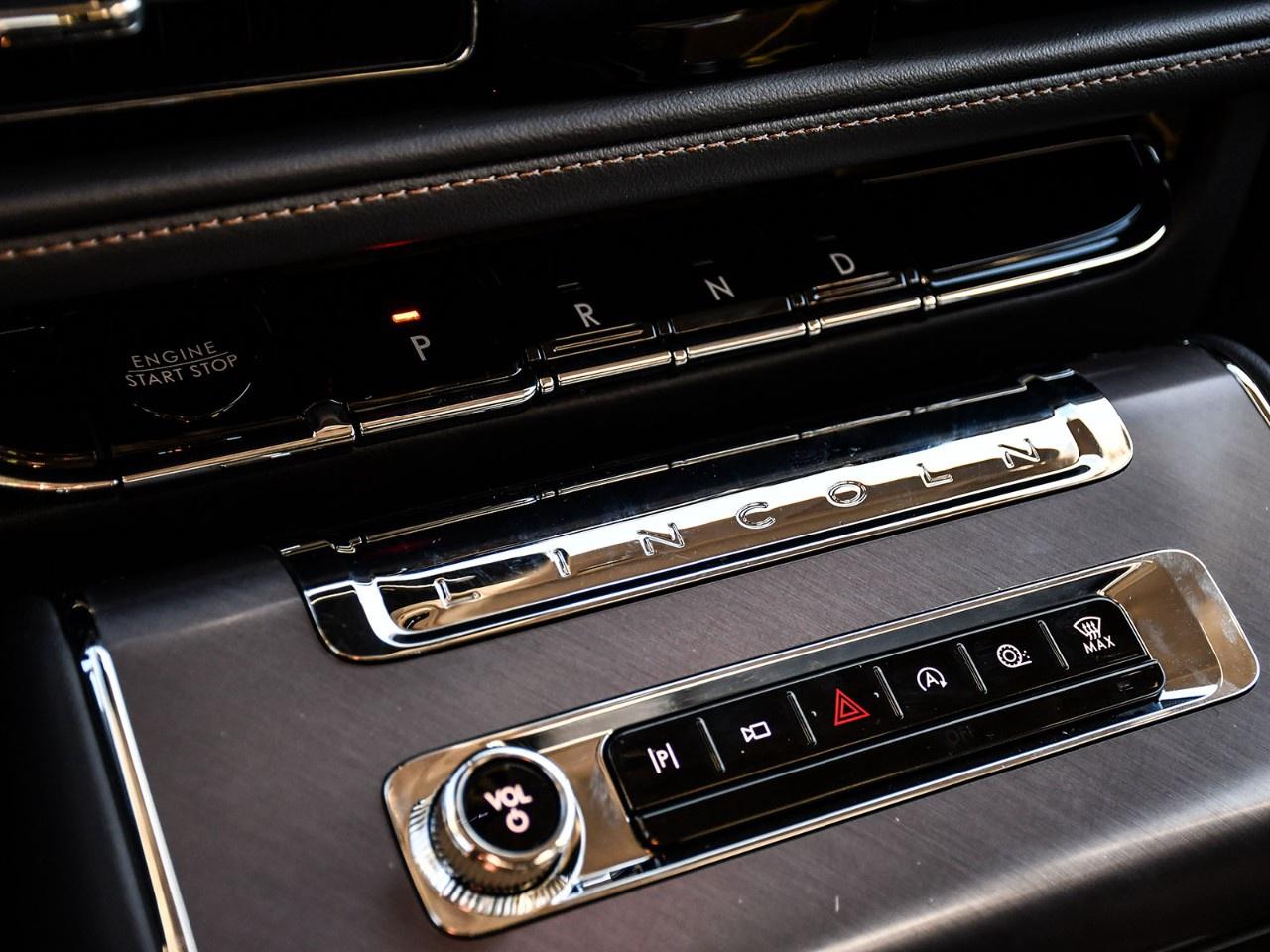 2027 Lincoln Aviator Premiere AWD Photo