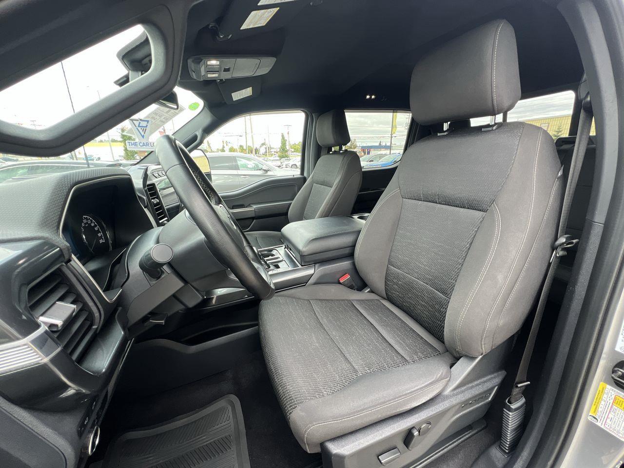 2023 Ford F-150 XLT 4x4, HEATED SEATS, SIRIUS XM, REVERSE CAM, NAV, POWER TAILGATE!! Photo