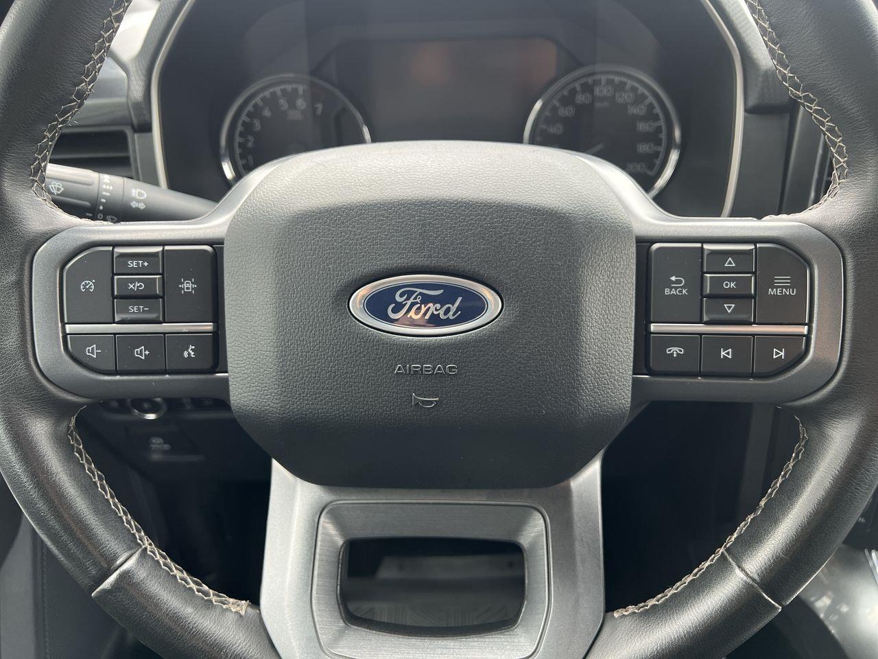 2023 Ford F-150 XLT 4x4, HEATED SEATS, SIRIUS XM, REVERSE CAM, NAV, POWER TAILGATE!! Photo