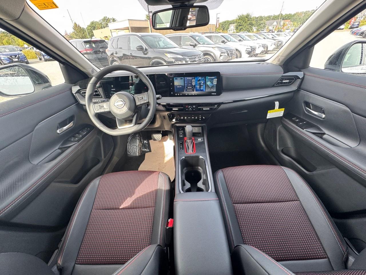 2027 Nissan Kicks SR Premium AWD Photo