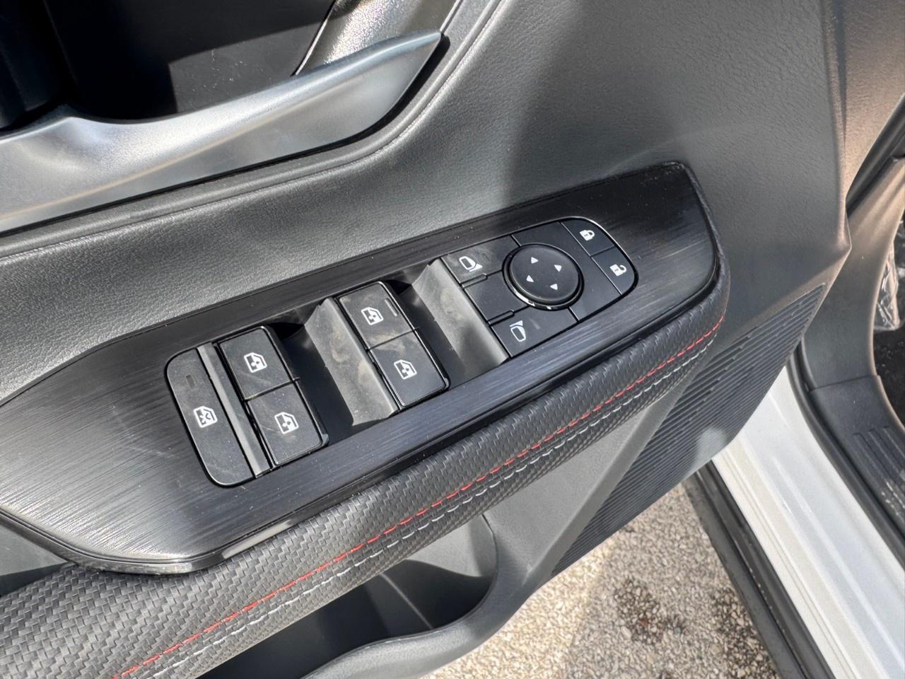 2027 Nissan Kicks SR Premium AWD Photo