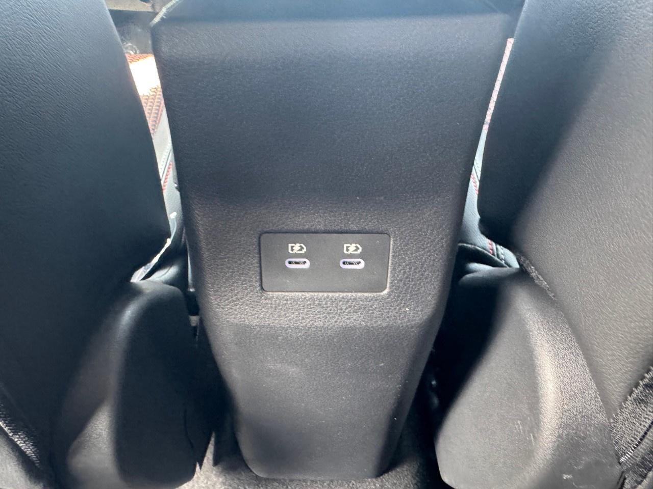 2027 Nissan Kicks SR Premium AWD Photo