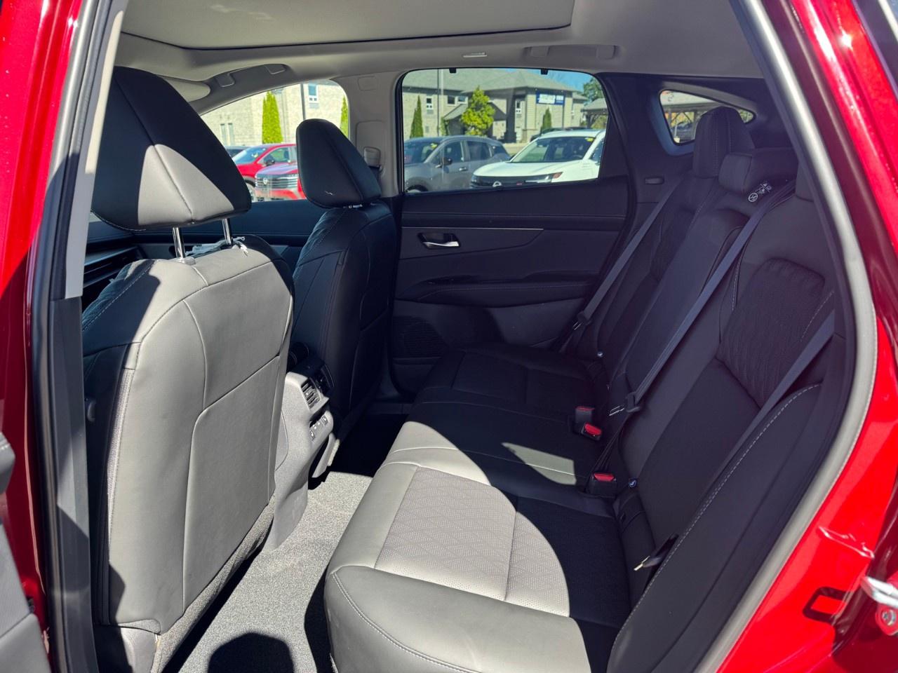 2027 Nissan Murano Platinum AWD Photo