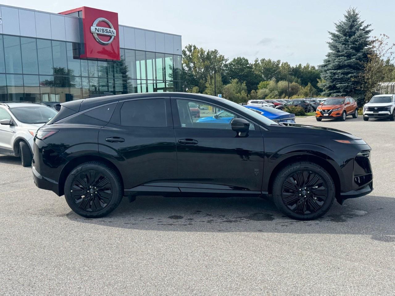 2027 Nissan Murano Dark Armor AWD Photo