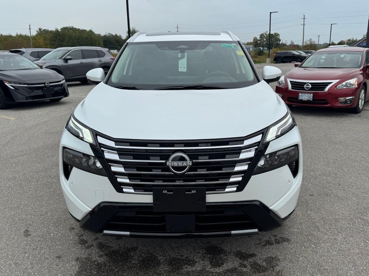 2026 Nissan Rogue AWD Platinum Photo